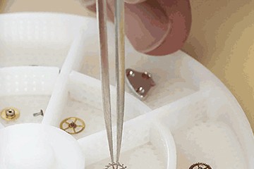 深圳劳力士铂金表带维修多少钱